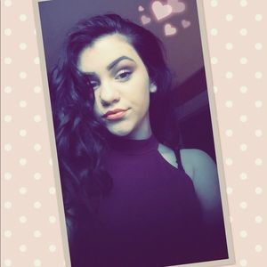 Meet your Posher, Adias